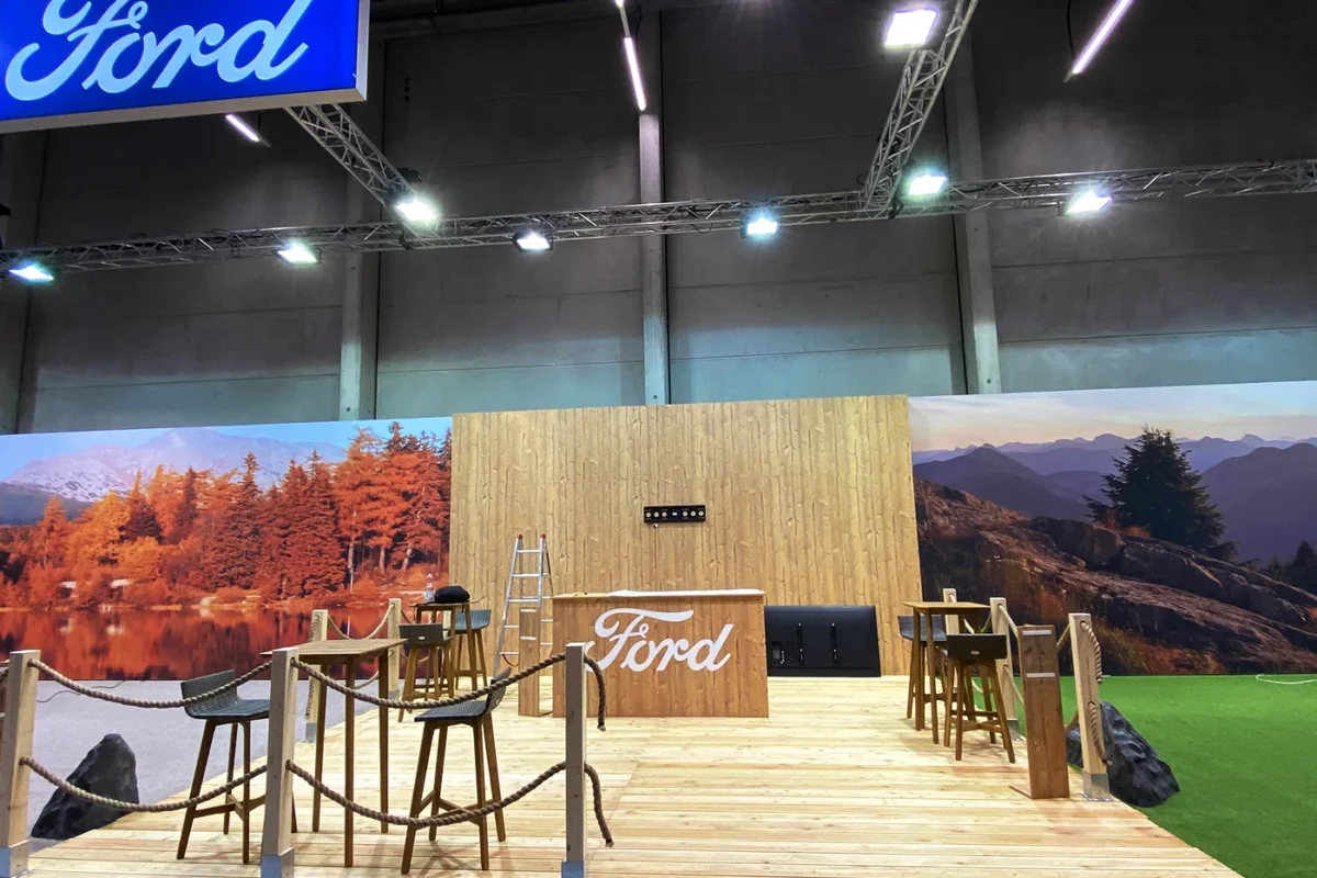 Ford, Caravan, hplus gmbh Messebau gmbh